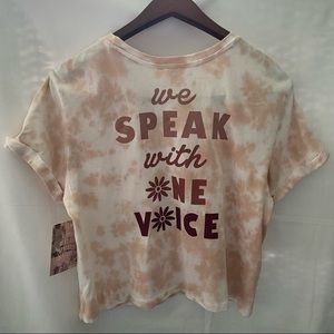 NWT Vibe N Peach Tie Dye Crop Top With Flower Size XL